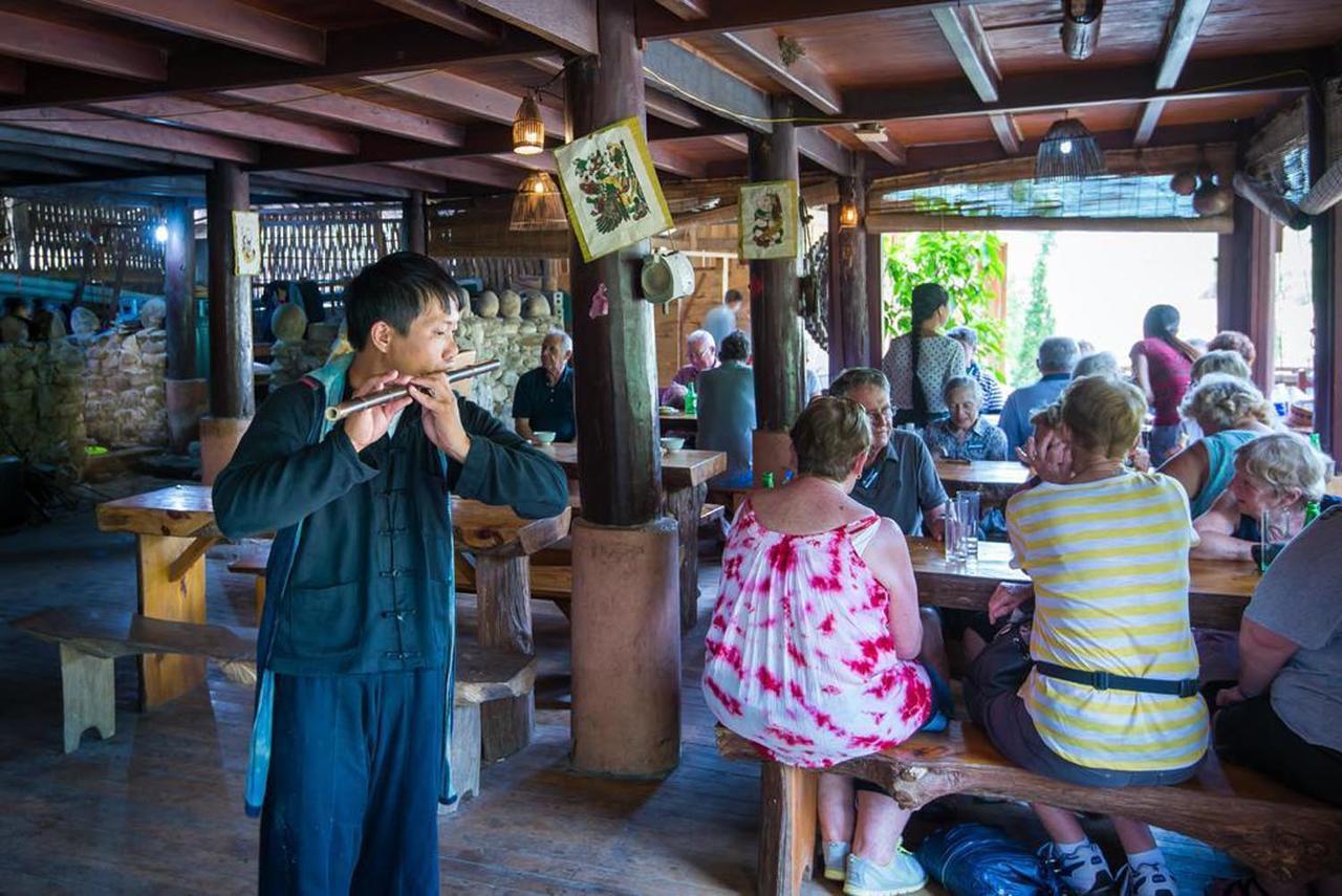 Tavan Riverside Ecolodge サパ エクステリア 写真