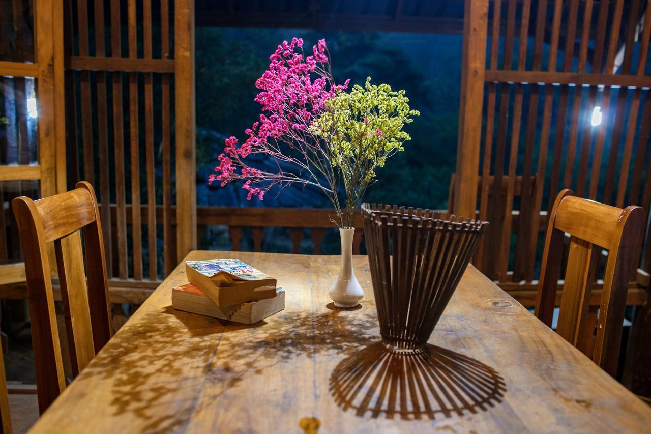 Tavan Riverside Ecolodge サパ エクステリア 写真