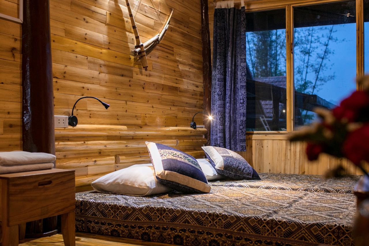 Tavan Riverside Ecolodge サパ エクステリア 写真