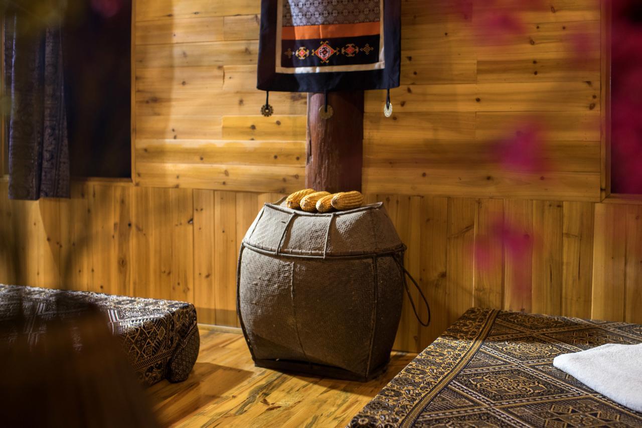 Tavan Riverside Ecolodge サパ エクステリア 写真