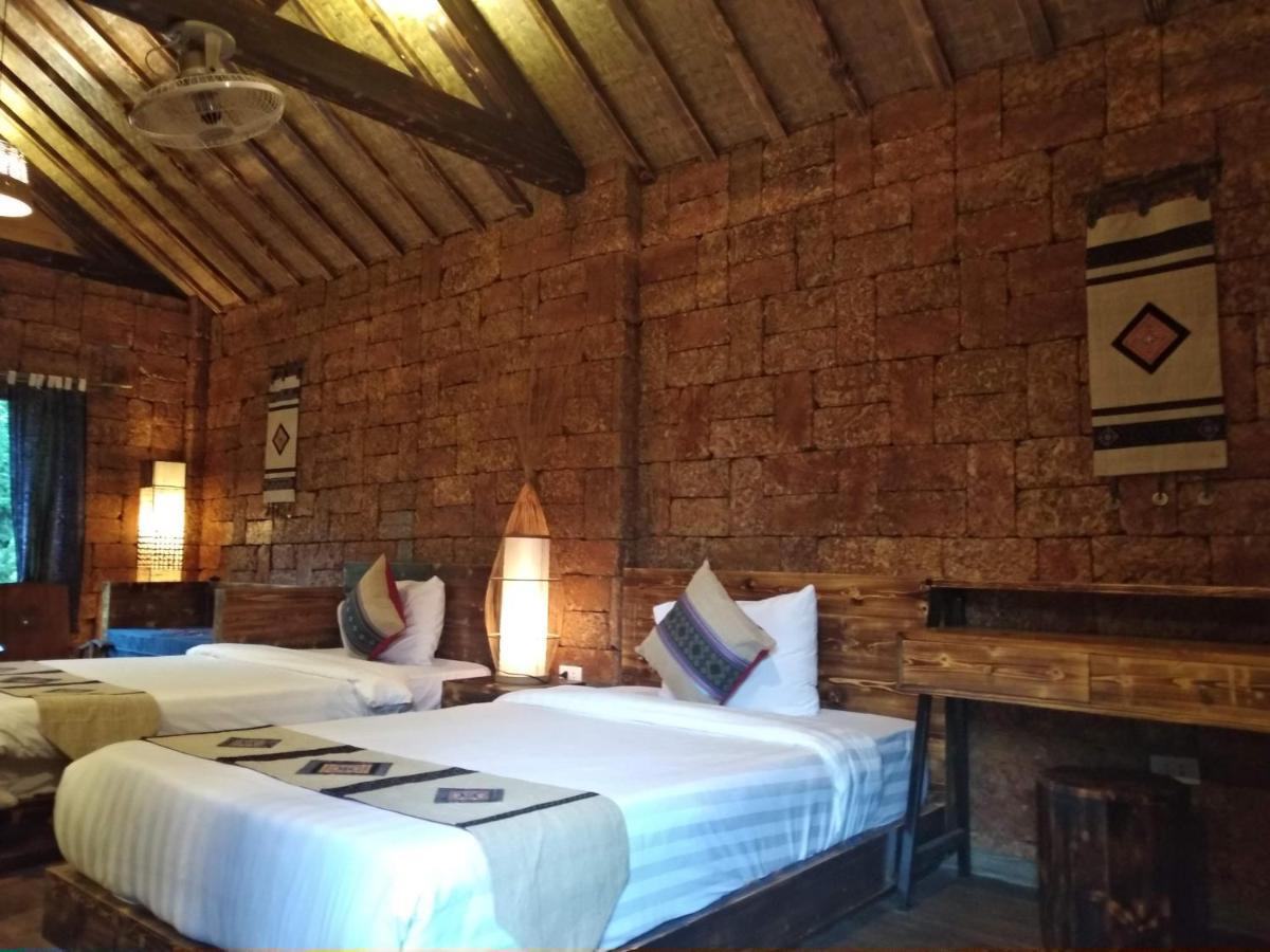 Tavan Riverside Ecolodge サパ エクステリア 写真
